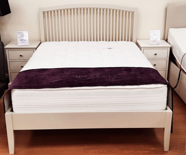 Ash 4'6'' Bed Frame