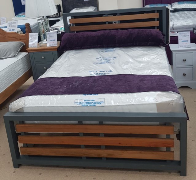 Napoli 4'6'' Bed Frame