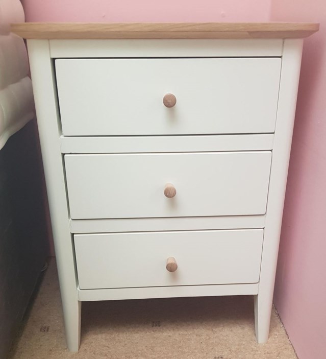 Essex 3 Drawer Bedside