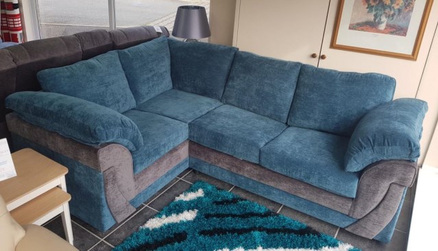 Bow Corner Suite with Metal Action Sofa Bed